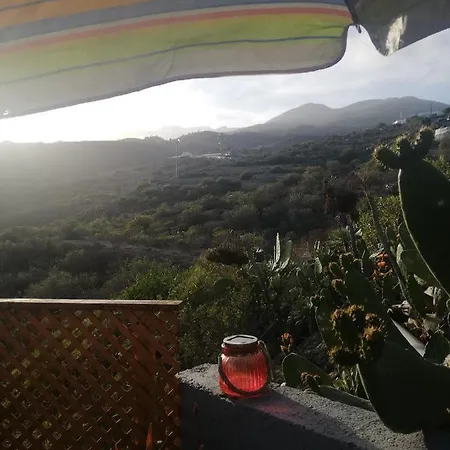 Luxury tent Yurta De Arico *