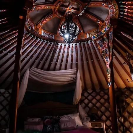 Luxury tent Yurta De Arico *