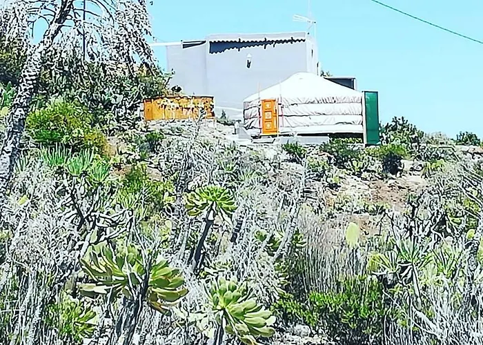 Yurta De Arico Glamping *